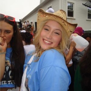 Meet your Posher, Emma